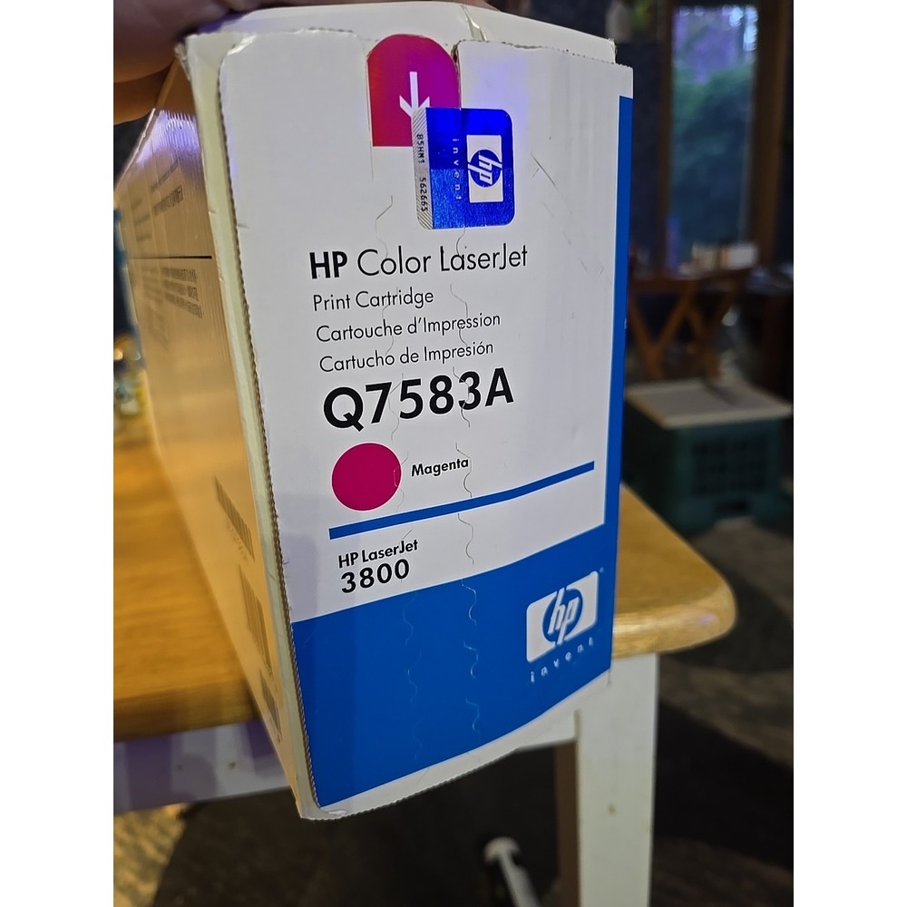 Genuine HP 309A Q2673A Magenta Toner New - Picture 2 of 3